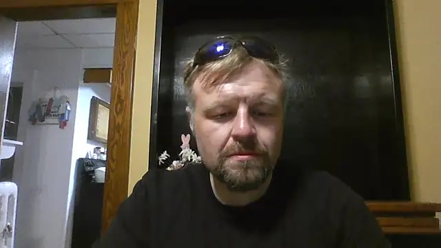 Snapshot of TheOneDonShaun chatting on April 9, 2026, 1:49 am TheOneDonShaun online show from April 9, 2026, 1:49 am