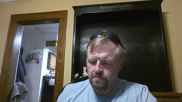 Snapshot of TheOneDonShaun chatting on April 11, 2026, 3:00 am TheOneDonShaun online show from April 11, 2026, 3:00 am