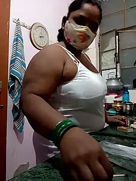 CUTE-LOVE-SWEETS online show from February 20, 2026, 2:39 pm