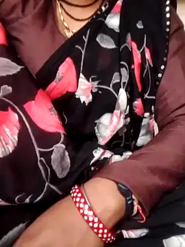 Snapshot of Sonam44 chatting on November 22, 2025, 8:02 am Sonam44 online show from November 22, 2025, 8:02 am