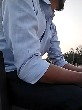 Snapshot of itsme_chappie chatting on February 24, 2026, 12:47 pm itsme chappie online show from February 24, 2026, 12:47 pm