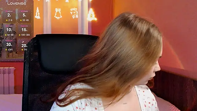 EmiRisse online show from December 5, 2025, 6:00 am