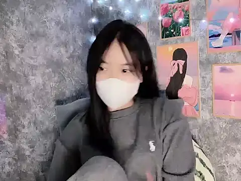 Hellen2999 online show from December 3, 2025, 5:15 am