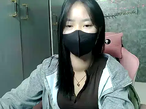 Hellen2999 online show from January 8, 2026, 3:31 am