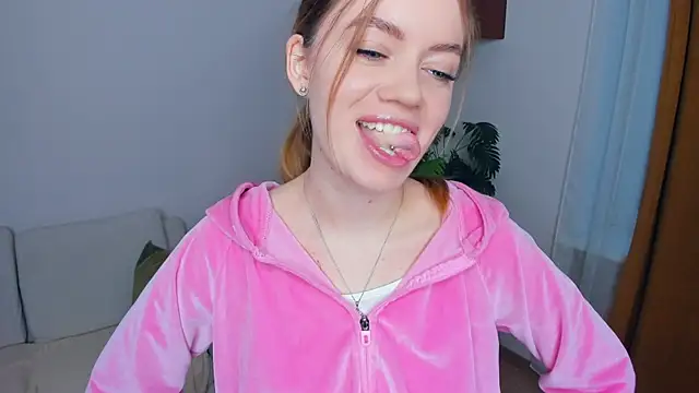 AngelesBenitz online show from January 13, 2026, 6:51 am