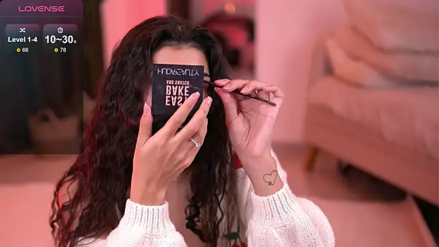 LuvCaprice online show from November 26, 2025, 5:30 am