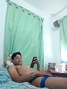 noah77  online show from February 15, 2026, 1:35 am