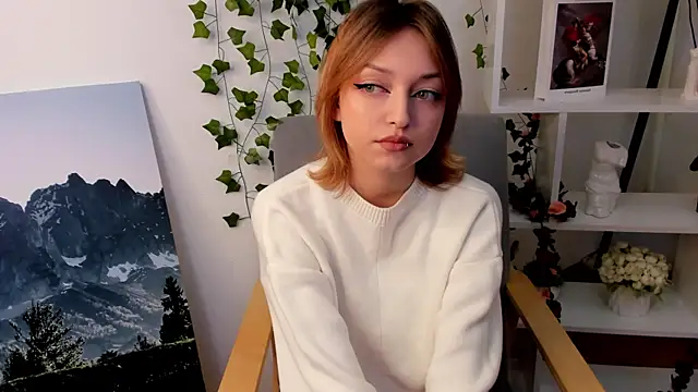 Snapshot of LeontineAtala chatting on November 18, 2025, 7:57 am LeontineAtala online show from November 18, 2025, 7:57 am