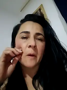 Snapshot of Sex_Annie chatting on April 28, 2026, 4:28 am Sex Annie online show from April 28, 2026, 4:28 am