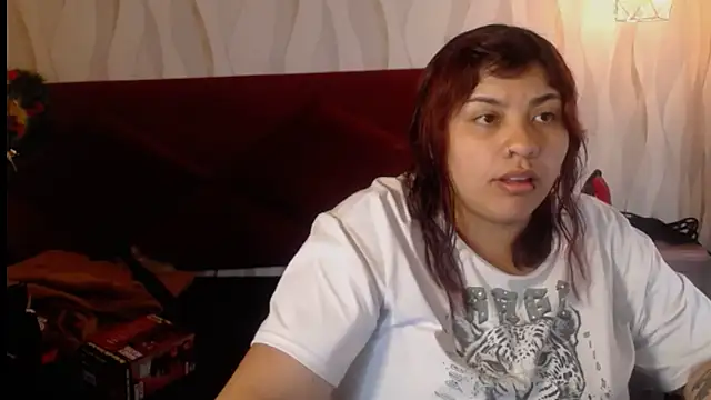 danna garza online show from December 18, 2025, 4:51 am