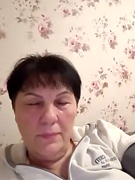 Snapshot of OliviaaSkyy chatting on November 23, 2025, 7:57 pm OliviaaSkyy online show from November 23, 2025, 7:57 pm