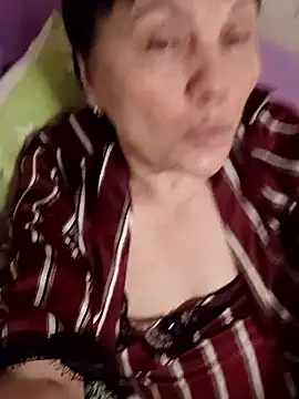 Snapshot of OliviaaSkyy chatting on January 17, 2026, 9:18 pm OliviaaSkyy online show from January 17, 2026, 9:18 pm