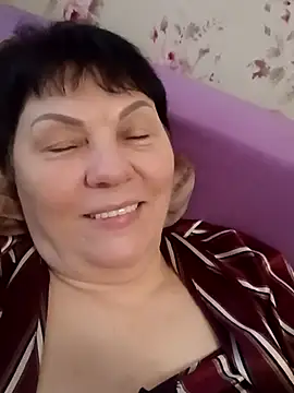 Snapshot of OliviaaSkyy chatting on February 12, 2026, 6:30 am OliviaaSkyy online show from February 12, 2026, 6:30 am