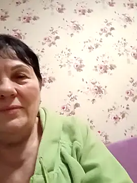 Snapshot of OliviaaSkyy chatting on February 13, 2026, 6:59 pm OliviaaSkyy online show from February 13, 2026, 6:59 pm