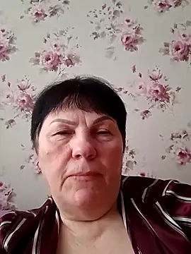 Snapshot of OliviaaSkyy chatting on February 21, 2026, 5:41 am OliviaaSkyy online show from February 21, 2026, 5:41 am