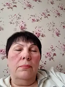 Snapshot of OliviaaSkyy chatting on February 22, 2026, 12:15 pm OliviaaSkyy online show from February 22, 2026, 12:15 pm