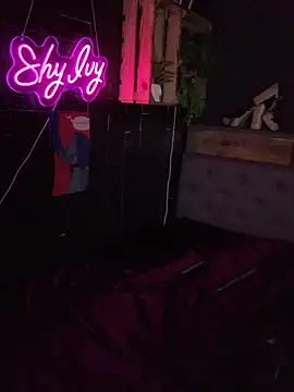 Shy-Ivy online show from May 7, 2026, 9:20 pm