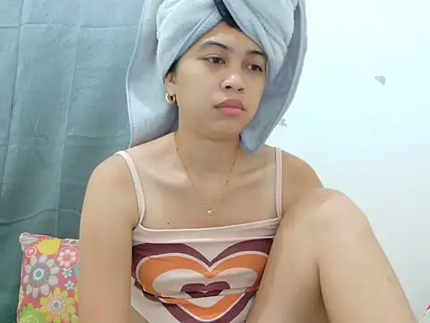 Snapshot of Ursexyasianskinny chatting on March 21, 2026, 5:34 am Ursexyasianskinny online show from March 21, 2026, 5:34 am