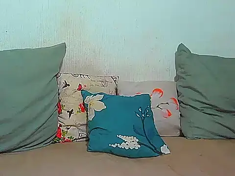 Snapshot of BrunetteNaomi8 chatting on April 8, 2026, 8:09 pm BrunetteNaomi8 online show from April 8, 2026, 8:09 pm