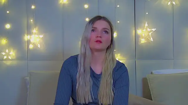 AnnyRaii online show from December 1, 2025, 6:29 am