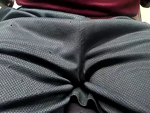 Snapshot of localboybbsr chatting on April 13, 2026, 5:18 pm localboybbsr online show from April 13, 2026, 5:18 pm