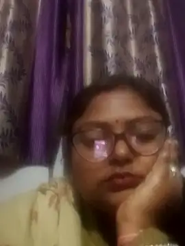 Snapshot of Simran62 chatting on January 8, 2026, 5:37 pm Simran62 online show from January 8, 2026, 5:37 pm