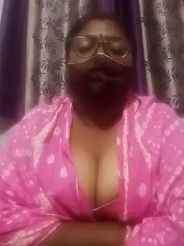 Snapshot of Simran62 chatting on February 1, 2026, 6:28 pm Simran62 online show from February 1, 2026, 6:28 pm