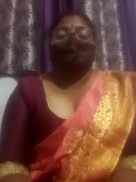 Snapshot of Simran62 chatting on February 2, 2026, 7:23 pm Simran62 online show from February 2, 2026, 7:23 pm