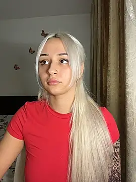 Snapshot of Kylie_One chatting on November 27, 2025, 7:38 pm Kylie One online show from November 27, 2025, 7:38 pm