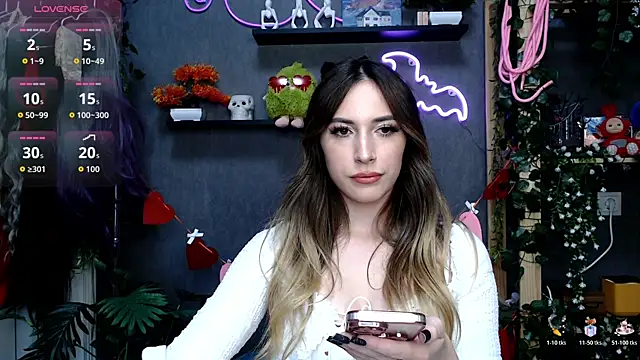 Snapshot of AnaFiks chatting on November 19, 2025, 7:58 pm AnaFiks online show from November 19, 2025, 7:58 pm