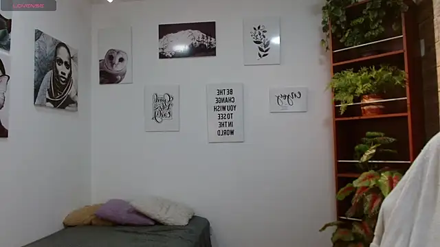 DraxBlade09 online show from April 9, 2026, 8:58 pm