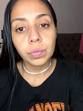 velvetcurvy online show from January 15, 2026, 7:39 pm