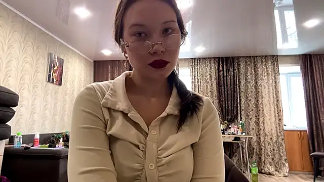 OliviaMoon 24 online show from November 21, 2025, 4:11 am