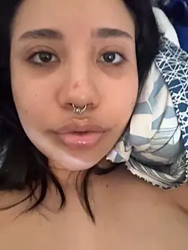 emy eviee online show from April 11, 2026, 8:35 pm