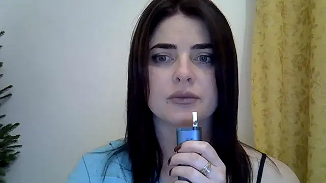 Darkroseq online show from December 4, 2025, 7:55 pm