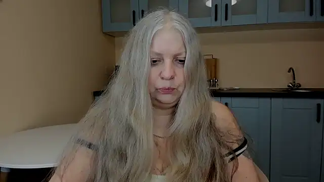 mariabelladonna online show from March 5, 2026, 8:43 am