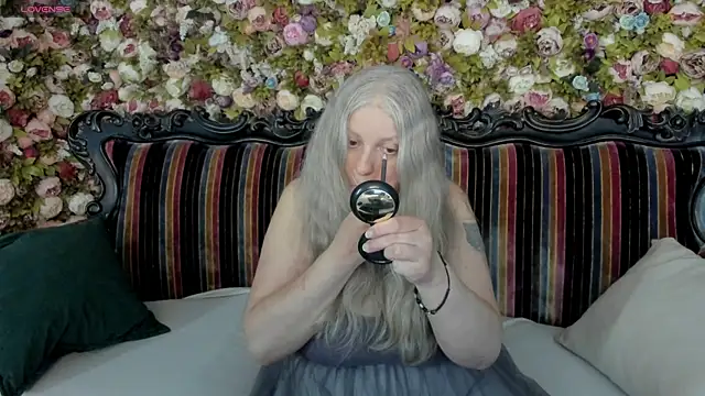 Snapshot of mariabelladonna chatting on July 12, 2026, 10:01 pm mariabelladonna online show from July 12, 2026, 10:01 pm