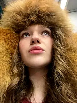 RussianWoman online show from December 5, 2025, 4:43 am