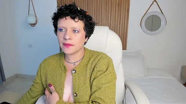 Alaska deluxe online show from April 7, 2026, 12:22 am