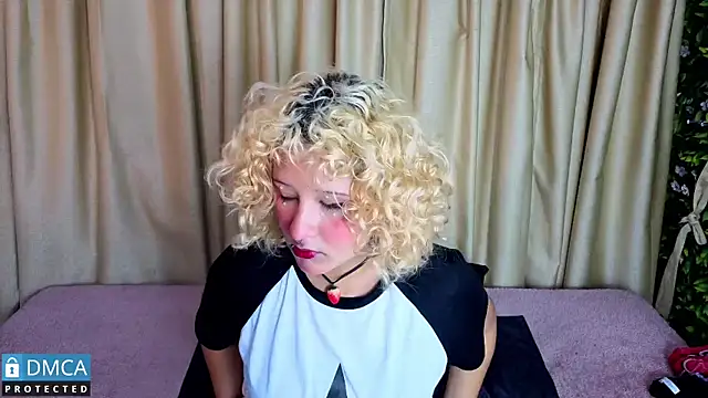 Snapshot of ahsly_Zam chatting on February 13, 2026, 3:02 am ahsly Zam online show from February 13, 2026, 3:02 am