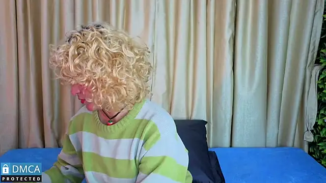 Snapshot of ahsly_Zam chatting on February 20, 2026, 3:03 am ahsly Zam online show from February 20, 2026, 3:03 am