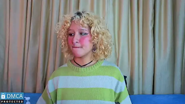 Snapshot of ahsly_Zam chatting on February 20, 2026, 6:26 am ahsly Zam online show from February 20, 2026, 6:26 am