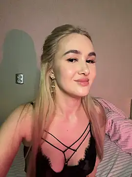 Miss Alisse online show from November 27, 2025, 5:59 pm