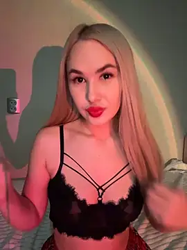 Miss Alisse online show from December 4, 2025, 5:43 pm