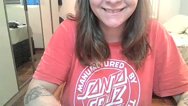 xxxluana online show from April 8, 2026, 9:15 pm