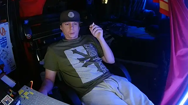 Bowerboi online show from November 25, 2025, 1:38 am