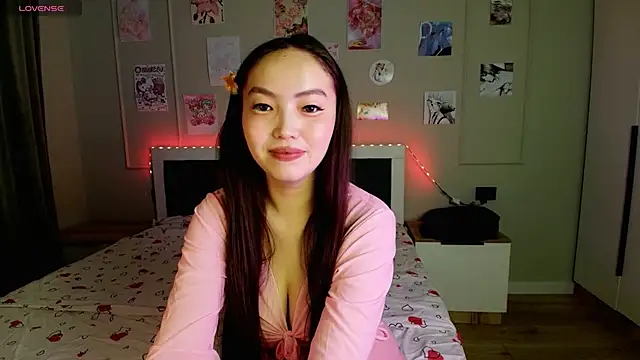 junamiin online show from December 18, 2025, 7:31 pm