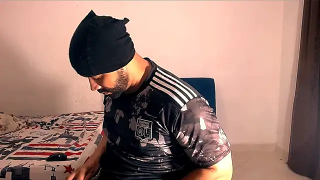 musclehetero online show from November 20, 2025, 8:19 pm