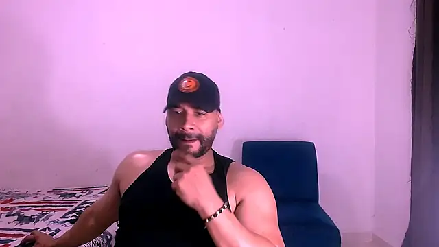 musclehetero online show from November 25, 2025, 11:05 pm