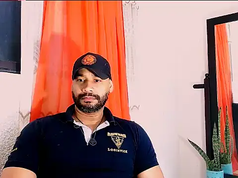 musclehetero online show from June 1, 2026, 12:29 pm